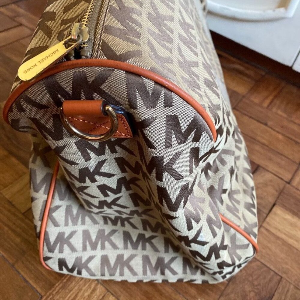 Micheal Kors Duffel Bag - Picture 2 of 3